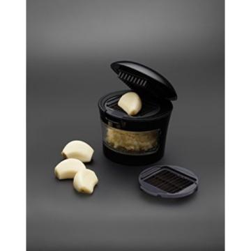 Master Class 3-in-1 Garlic Press And Storer, Black